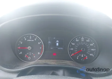 2017 Kia Sportage Lx z USA, uszkodzony, nr VIN KNDPM3AC2H7035994